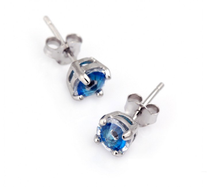 Mati Crystal Stud earrings